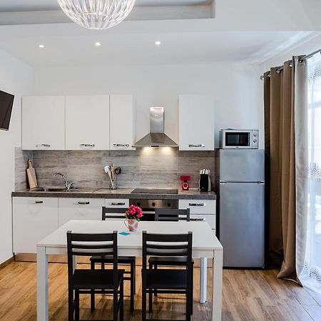 Апартаменты Ichnos Loft 55 Ольбия Экстерьер фото