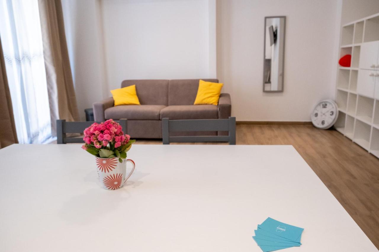 Апартаменты Ichnos Loft 55 Ольбия Экстерьер фото